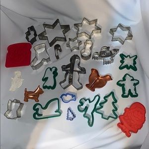 24 vintage cookie cutters